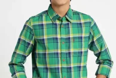 kid-wearing-shirt-made-by-indirapruam-tailor